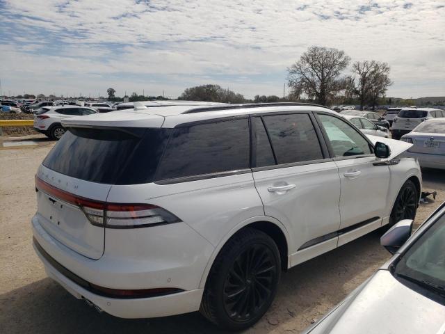 5LM5J7WC3PGL24518 - 2023 LINCOLN AVIATOR RESERVE WHITE photo 3