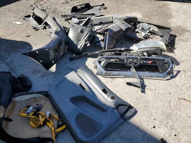 5TFJU4GN7FX067759 - 2015 TOYOTA TACOMA DOUBLE CAB PRERUNNER GRAY photo 12