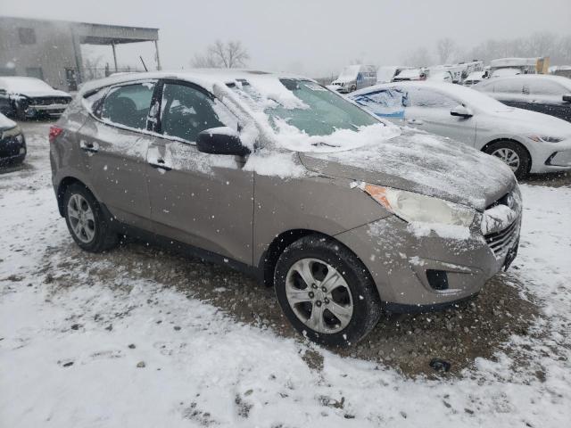 KM8JT3AB8BU122254 - 2011 HYUNDAI TUCSON GL TAN photo 4