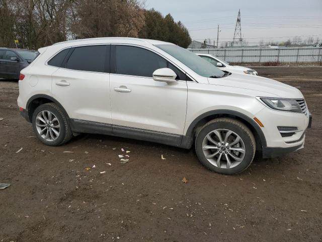 5LMCJ2D97HUL22081 - 2017 LINCOLN MKC SELECT WHITE photo 4