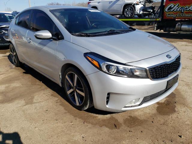 3KPFL4A83HE131133 - 2017 KIA FORTE EX SILVER photo 4