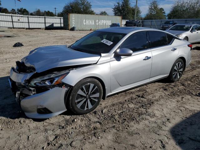 1N4BL4DV1LC211228 - 2020 NISSAN ALTIMA SV SILVER photo 1