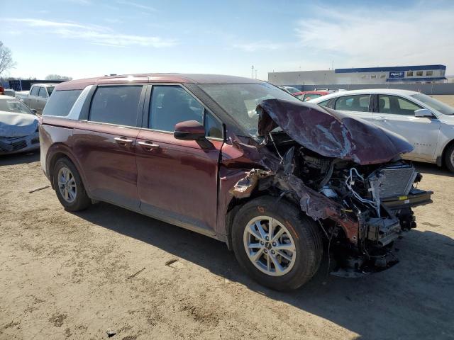 KNDNB4H33R6318260 - 2024 KIA CARNIVAL LX MAROON photo 4