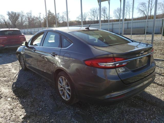 3FA6P0H75HR253520 - 2017 FORD FUSION SE GRAY photo 2