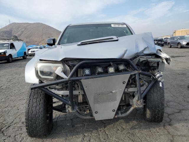 5TFJU4GN5FX066156 - 2015 TOYOTA TACOMA DOUBLE CAB PRERUNNER SILVER photo 5