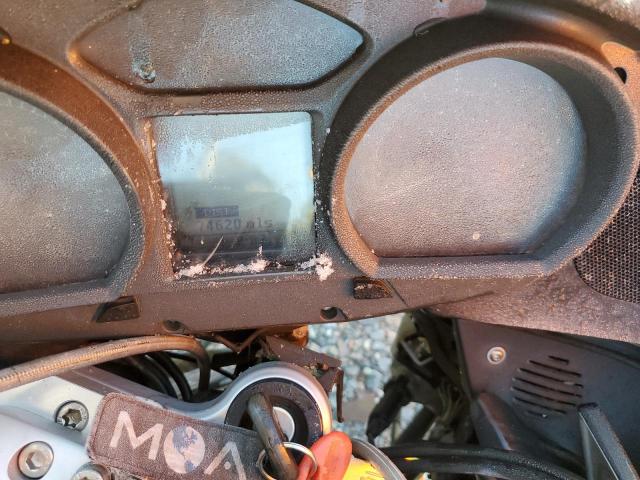 WB1044002BZW19027 - 2011 BMW R1200 RT BLACK photo 8