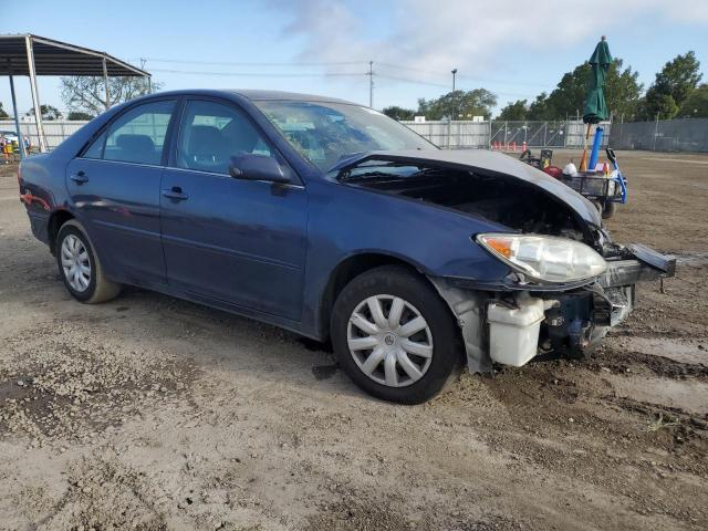 4T1BE32K95U097835 - 2005 TOYOTA CAMRY LE BLUE photo 4