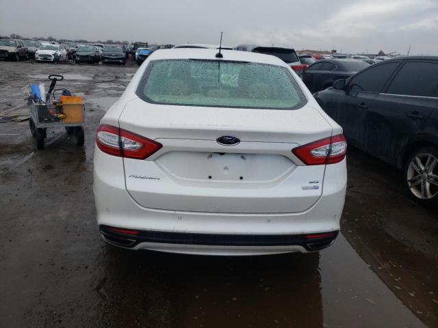 3FA6P0T91GR214754 - 2016 FORD FUSION SE WHITE photo 6