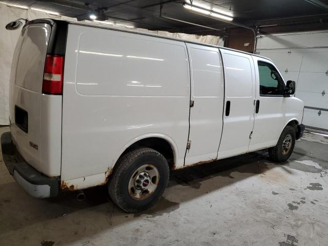 1GTGG25CX81127823 - 2008 GMC SAVANA G2500 WHITE photo 3