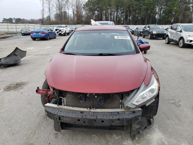 1N4AL3AP5HN332089 - 2017 NISSAN ALTIMA 2.5 RED photo 5