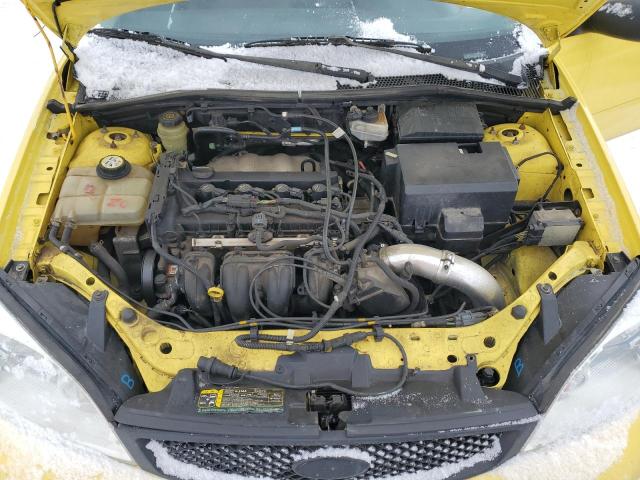 3FAFP37N75R144909 - 2005 FORD FOCUS ZX5 YELLOW photo 11