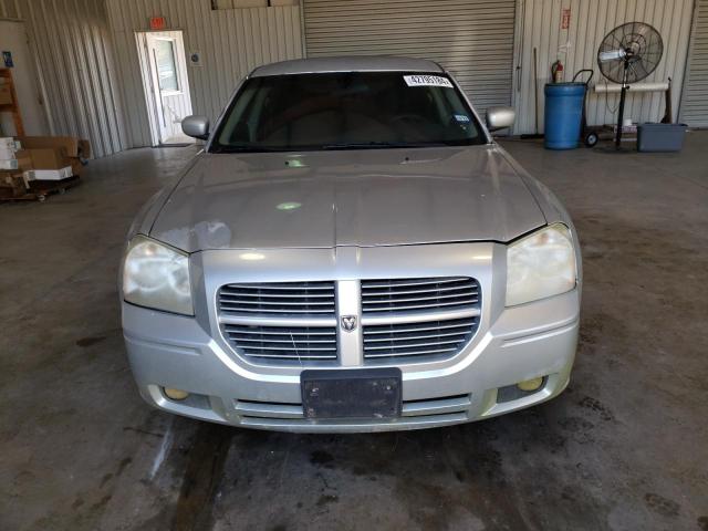 2D4FV47V76H521311 - 2006 DODGE MAGNUM SXT SILVER photo 5