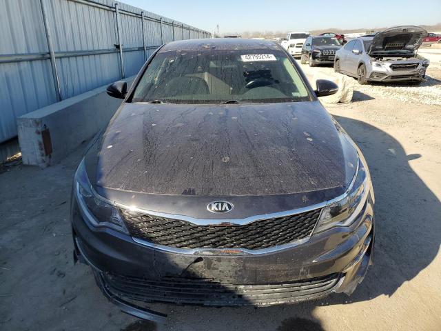 5XXGT4L37HG133383 - 2017 KIA OPTIMA LX GRAY photo 5