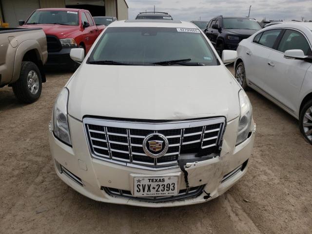 2G61N5S37F9165555 - 2015 CADILLAC XTS LUXURY COLLECTION WHITE photo 5