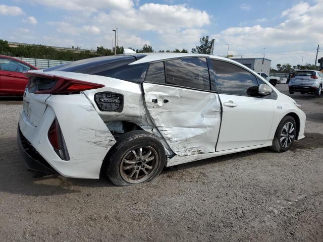 JTDKARFP9J3071261 - 2018 TOYOTA PRIUS PRIM Weiß Foto 3