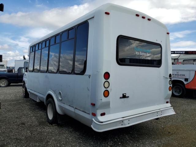 1FDXE45S75HA14984 - 2005 EL DORADO BUS E450 SUPER DUTY CUTAWAY VAN WHITE photo 2