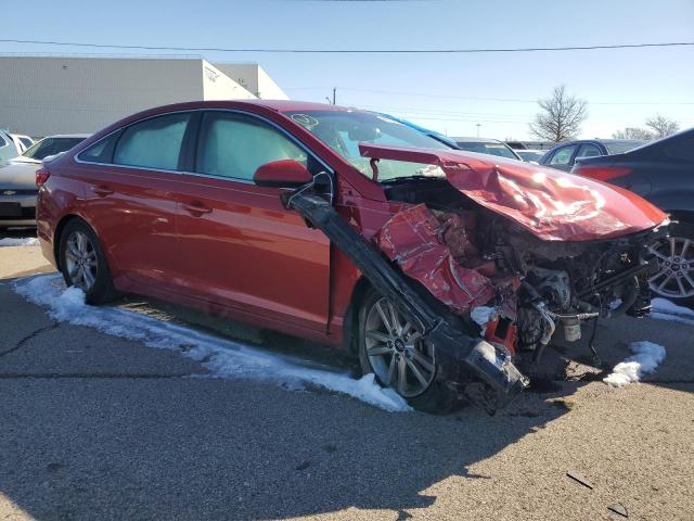 5NPE24AF6HH483275 - 2017 HYUNDAI SONATA SE RED photo 4