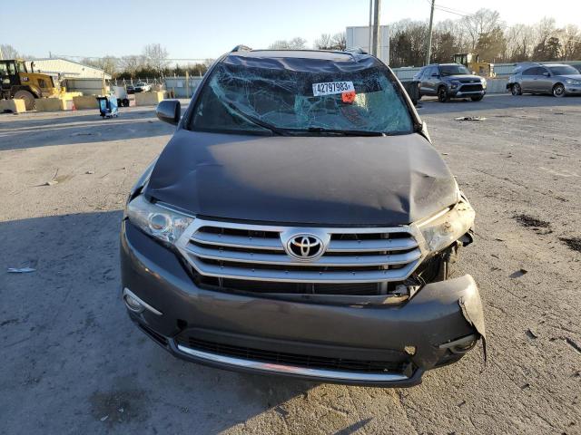 5TDBK3EH0DS256127 - 2013 TOYOTA HIGHLANDER BASE GRAY photo 5