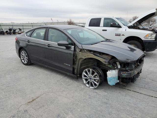 3FA6P0LU1HR159809 - 2017 FORD FUSION SE HYBRID GRAY photo 4