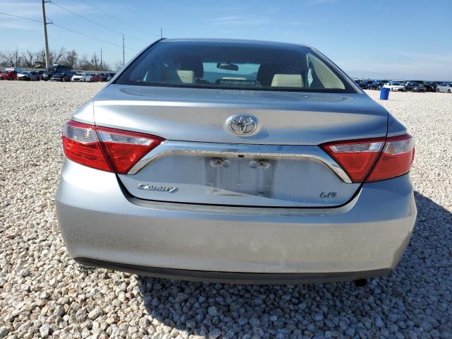 4T4BF1FK4FR456608 - 2015 TOYOTA CAMRY LE SILVER photo 6