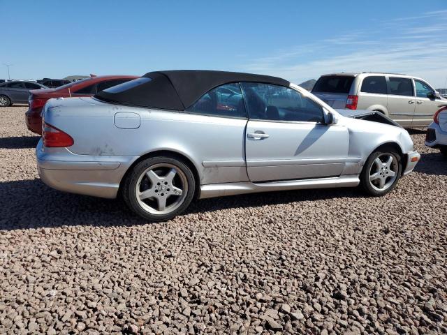 WDBLK74G92T112528 - 2002 MERCEDES-BENZ CLK 55 AMG WHITE photo 3