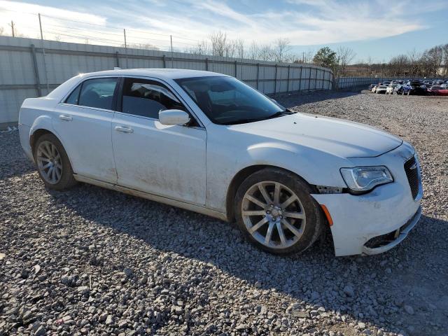 2C3CCAAGXHH617925 - 2017 CHRYSLER 300 LIMITED WHITE photo 4