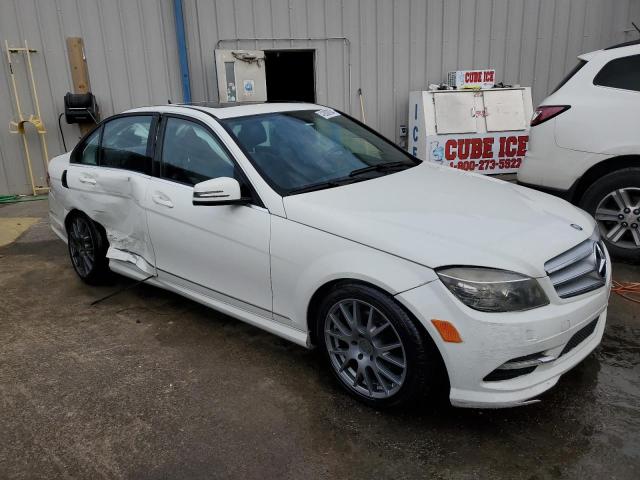 WDDGF5EB3BR157613 - 2011 MERCEDES-BENZ C 300 GRAY photo 4