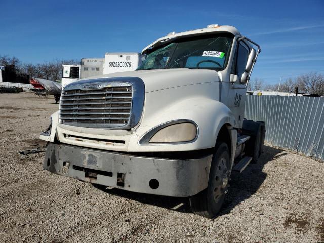 1FUJA6CK77PX83300 - 2007 FREIGHTLINER CONVENTIONAL COLUMBIA WHITE photo 2