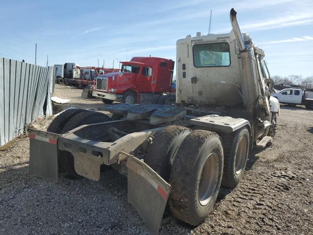 1FUJA6CK77PX83300 - 2007 FREIGHTLINER CONVENTIONAL COLUMBIA WHITE photo 4