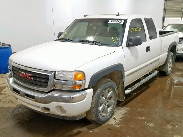 2GTEK19B451355131 - 2005 GMC NEW SIERRA K1500  photo 2