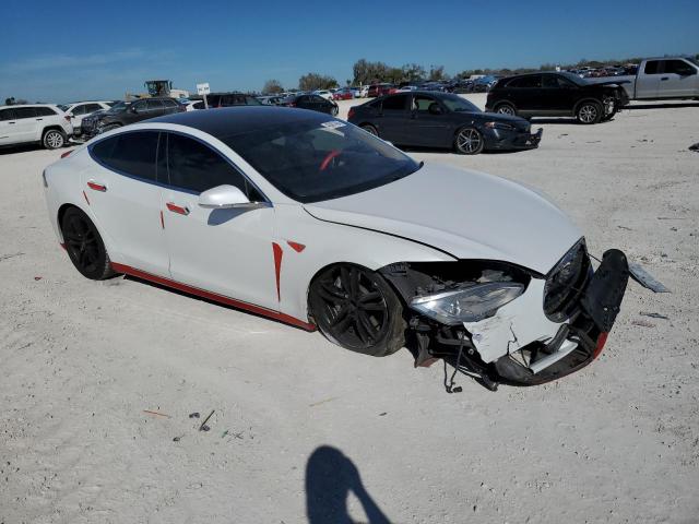 5YJSA1CN1DFP27710 - 2013 TESLA MODEL S თეთრი ფოტო 4