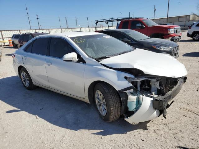 4T4BF1FK9FR454093 - 2015 TOYOTA CAMRY LE WHITE photo 4