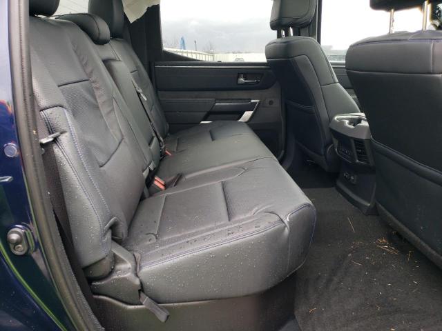 5TFNA5EC2NX010918 - 2022 TOYOTA TUNDRA CREWMAX PLATINUM Blau Foto 10