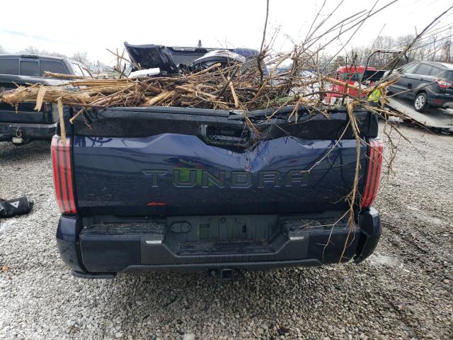 5TFNA5EC2NX010918 - 2022 TOYOTA TUNDRA CREWMAX PLATINUM Blau Foto 6