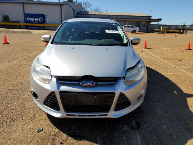 1FADP3K2XDL248232 - 2013 FORD FOCUS SE SILVER photo 5