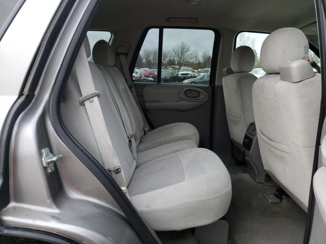 1GNDT13S382251856 - 2008 CHEVROLET TRAILBLAZE LS GRAY photo 11