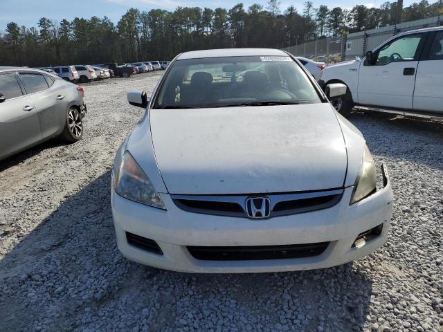 1HGCM56437A214558 - 2007 HONDA ACCORD LX WHITE photo 5