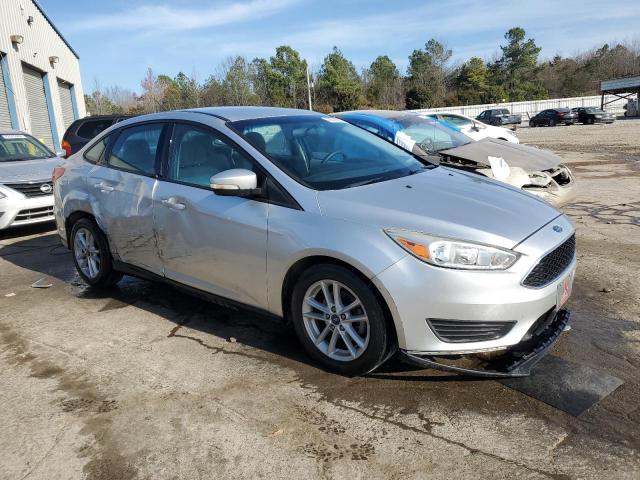 1FADP3F29HL259495 - 2017 FORD FOCUS SE SILVER photo 4