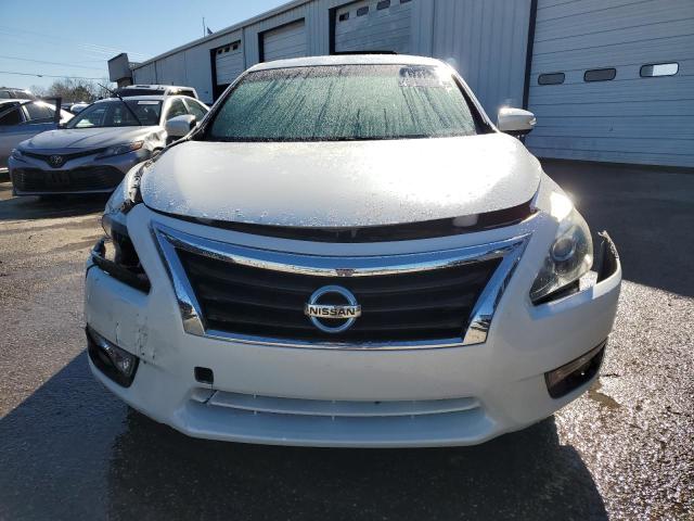 1N4AL3AP1DC287903 - 2013 NISSAN ALTIMA 2.5 WHITE photo 5