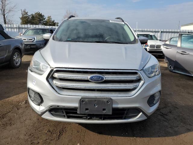 1FMCU0GD8HUB69029 - 2017 FORD ESCAPE SE SILVER photo 5