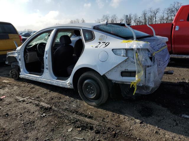 5XXGT4L3XJG230034 - 2018 KIA OPTIMA LX WHITE photo 2