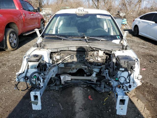 5XXGT4L3XJG230034 - 2018 KIA OPTIMA LX WHITE photo 5