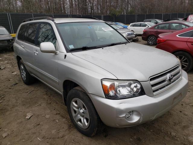 JTEHD21A440028749 - 2004 TOYOTA HIGHLANDER SILVER photo 4