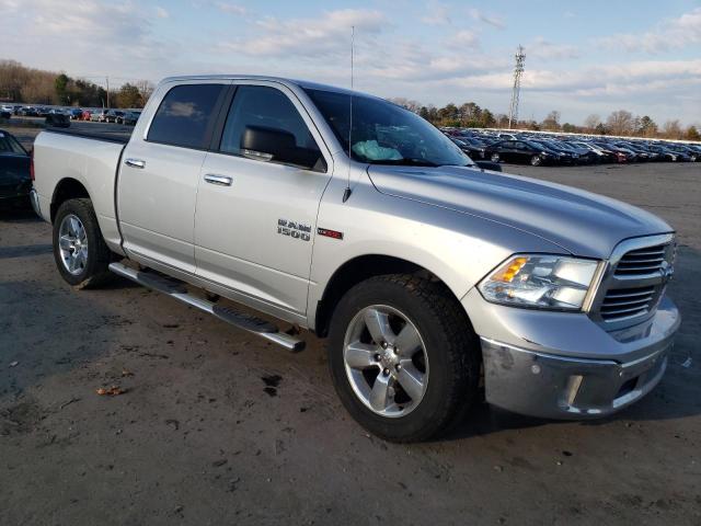 1C6RR6LM2JS225631 - 2018 RAM 1500 SLT SILVER photo 4