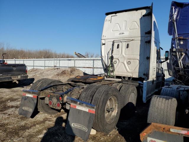 3AKJHHDR2KSKF5828 - 2019 FREIGHTLINER CASCADIA 1 WHITE photo 4