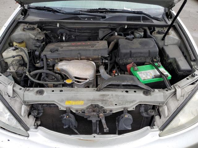 4T1BE30KX2U576327 - 2002 TOYOTA CAMRY LE SILVER photo 11