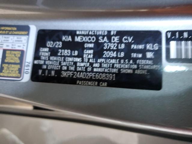 3KPF24AD2PE608391 - 2023 KIA FORTE LX GRAY photo 12