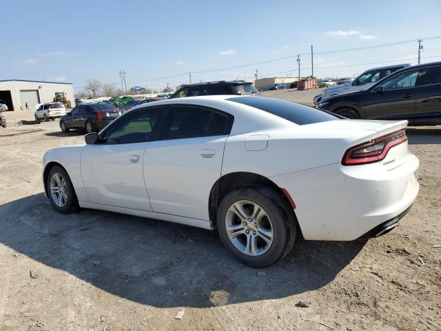 2C3CDXBG0JH180375 - 2018 DODGE CHARGER SXT WHITE photo 2