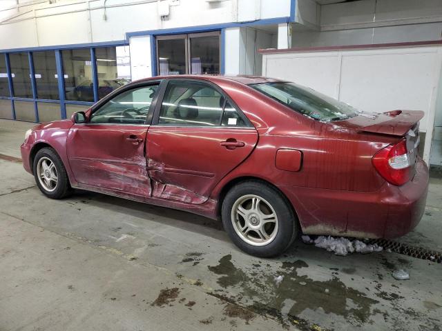 JTDBE32K730176834 - 2003 TOYOTA CAMRY LE RED photo 2