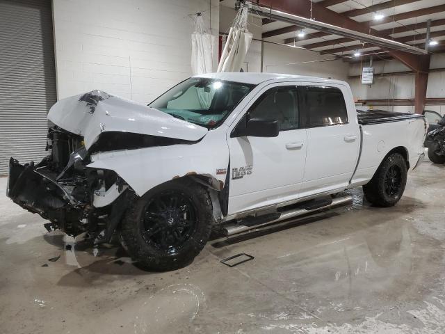 1C6RR7TT1KS619121 - 2019 RAM 1500 CLASS SLT WHITE photo 1